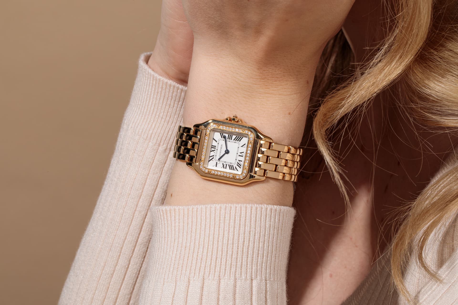 Taylor Swift's engagement watch example